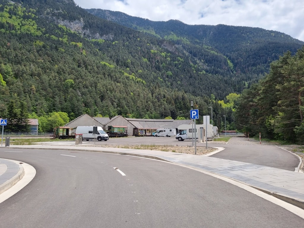 Canfranc Estación 3 autocaravanas en canfranc